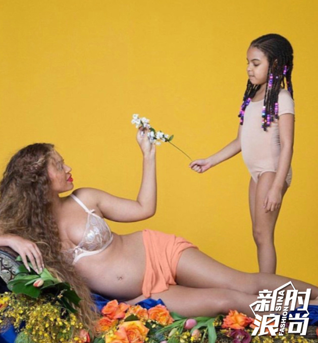 Beyoncé-性感唯美孕照曝光