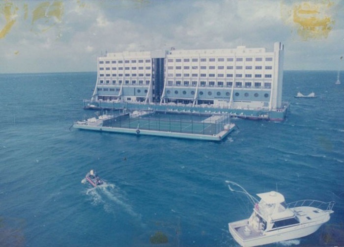 世界上第一家豪华水上酒店 如今结局令人唏嘘