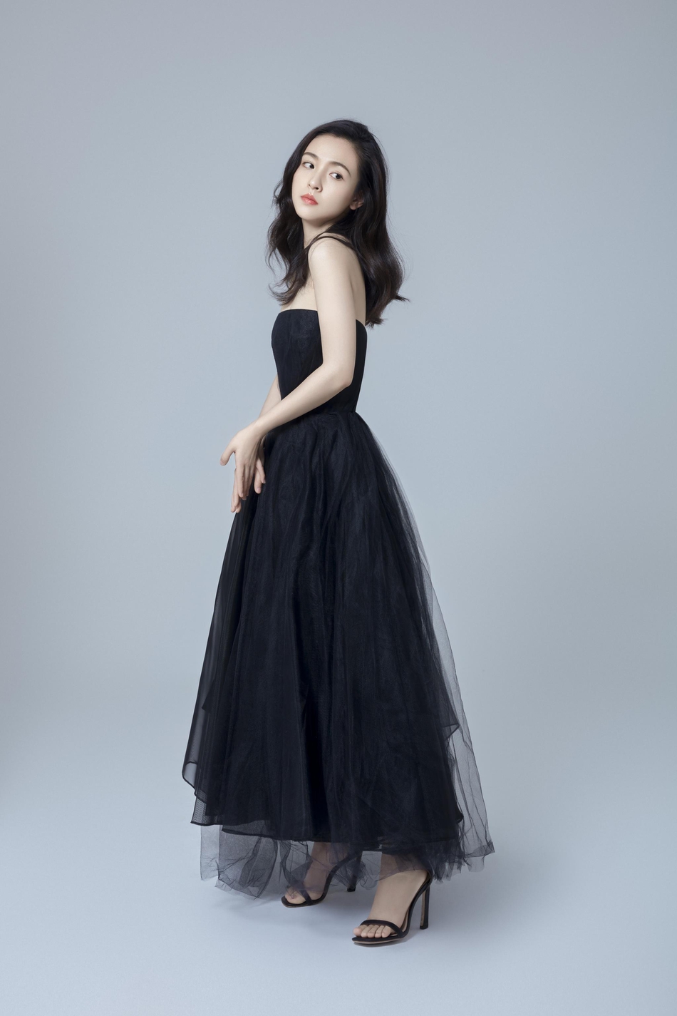 中国内地影视美女演员吴倩