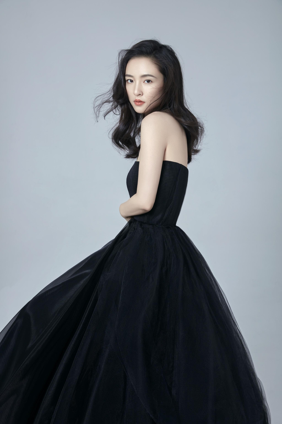 中国内地影视美女演员吴倩