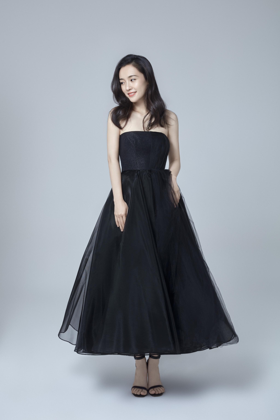 中国内地影视美女演员吴倩