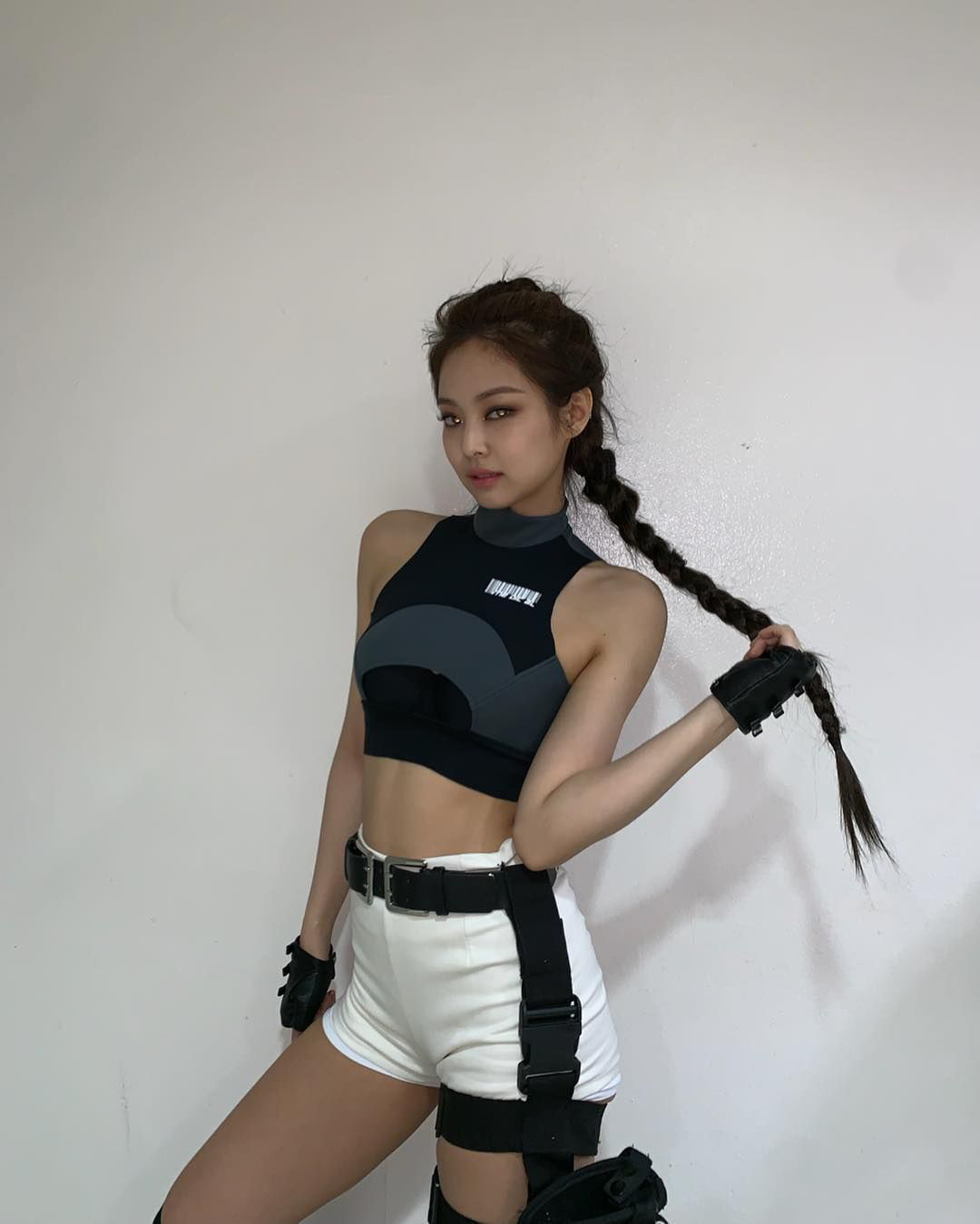 Jennie的直角肩