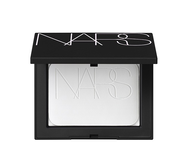 NARS 流光美肌轻透蜜粉饼