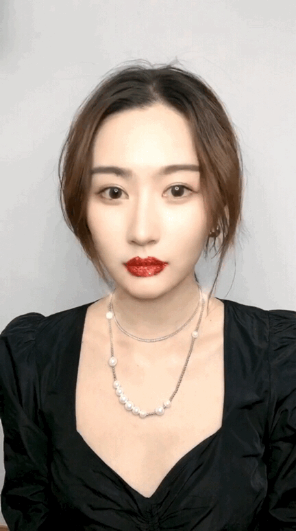 @砂子酱sting 晒钻石唇妆
