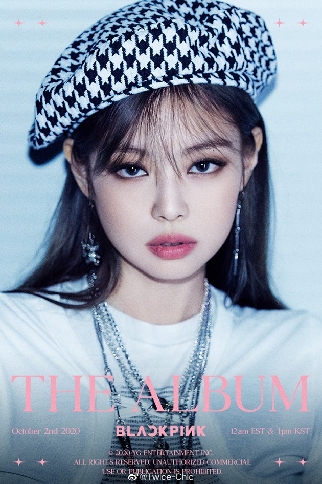 Jennie 烟熏猫眼妆