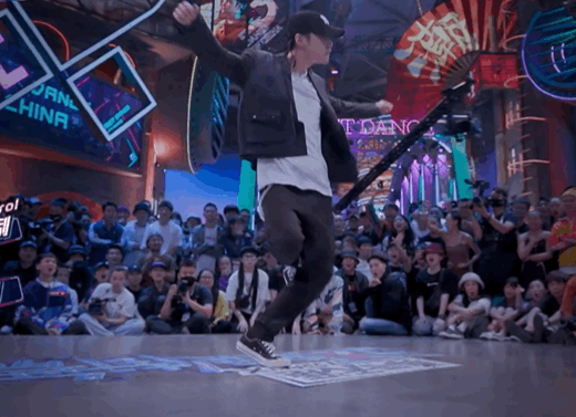 连跳四轮Krump