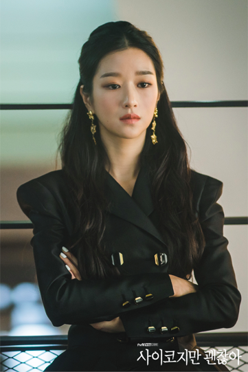 女魔头的穿搭法则 这三条缺一不可插图(13) 女魔头的穿搭法则 这三条缺一不可