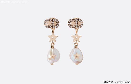 Dior 迪奥 SHINY-D耳环，Shiny-D镀金金属、白色水晶和白色养殖珍珠耳环