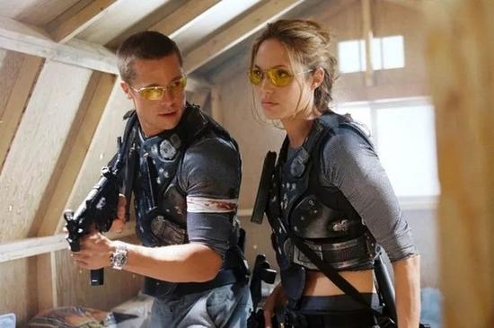 ▲Mr. and Mrs. Smith