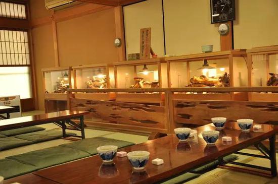 在铃虫寺伴着虫鸣声听禅