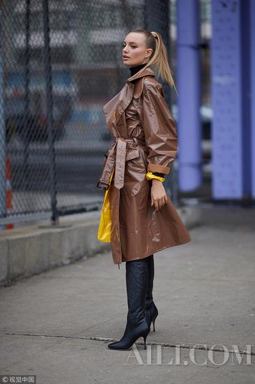 胖子适合穿风衣吗_胖子穿风衣搞笑图(3)