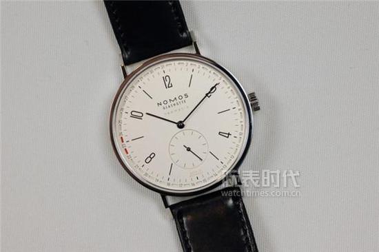 NOMOS TANGENTEϵ180ۼ3,520