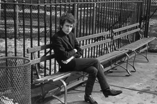 ▲穿着切尔西靴的Bob Dylan
