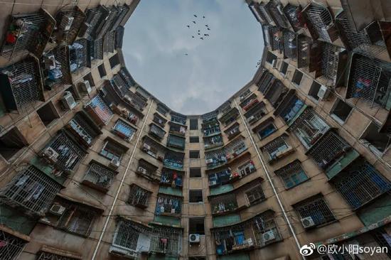 市区一栋老楼 / ©欧小阳soyan