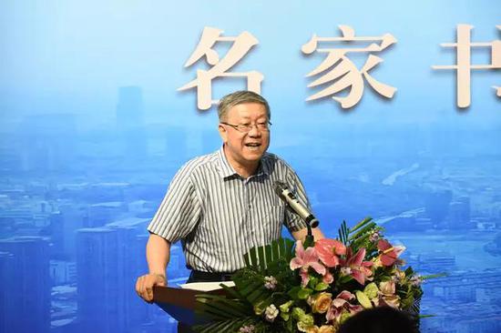 高级经济师、中国光大集团总公司原董事长、党委书记唐双宁