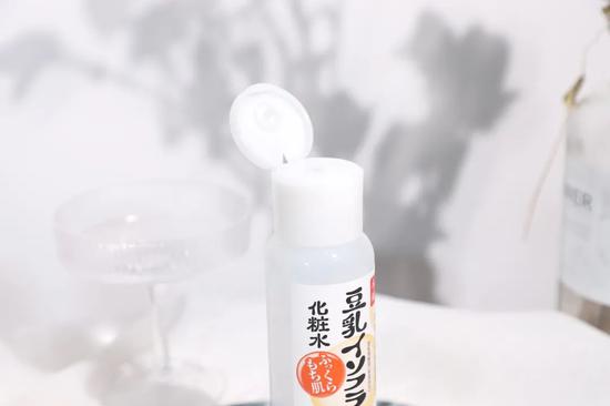 8组网红水乳大PK究竟谁会脱颖而出成为赢家? 8组网红水乳大PK究竟谁会脱颖而出成为赢家?