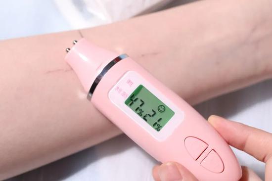 8组网红水乳大PK究竟谁会脱颖而出成为赢家? 8组网红水乳大PK究竟谁会脱颖而出成为赢家?