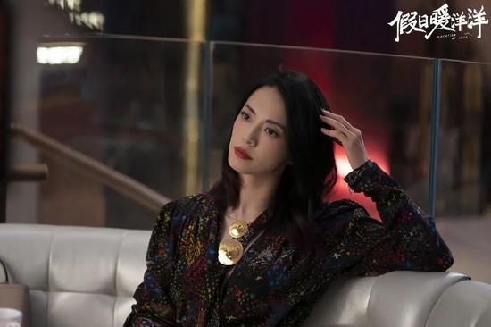适合假期刷的3部热门剧 女主穿搭大PK