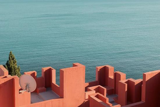 Apartment Muralla Roja