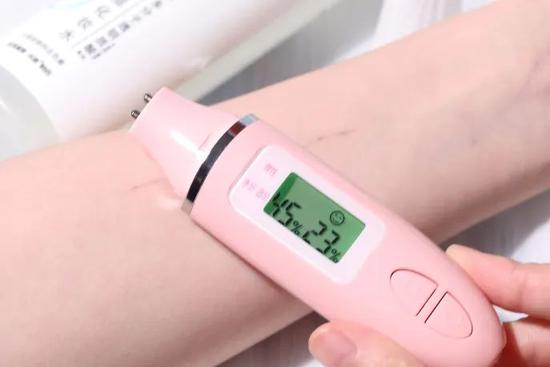 8组网红水乳大PK究竟谁会脱颖而出成为赢家? 8组网红水乳大PK究竟谁会脱颖而出成为赢家?