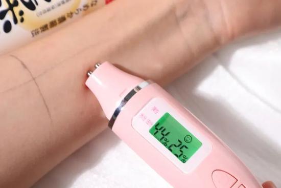 8组网红水乳大PK究竟谁会脱颖而出成为赢家? 8组网红水乳大PK究竟谁会脱颖而出成为赢家?
