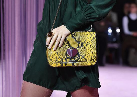 Kate Spade 2019秋冬系列 图片来源：pop sugar