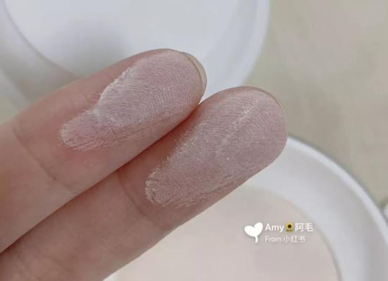王一博说喜欢就要做到极致 你买买买的时候可不要学他
