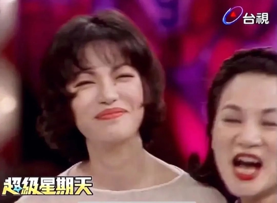 最近互联网上的美女标杆 是年轻时候的蔡琴