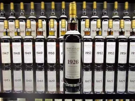 曾经摆在我面前的Macallan 1926