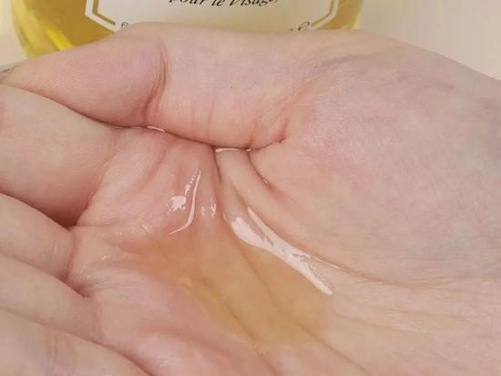 女明星也被卸妆困扰?不重视卸妆可不行 女明星也被卸妆困扰?不重视卸妆可不行