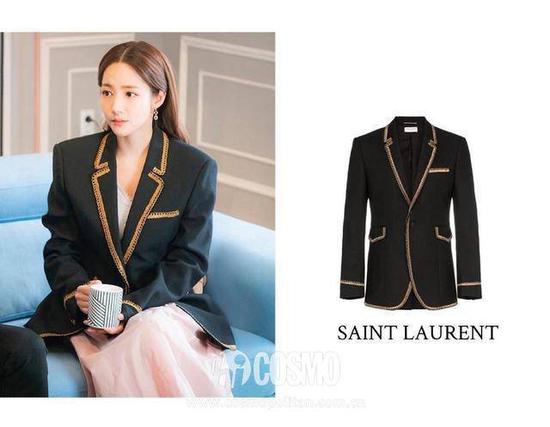 西装来自品牌Saint Laurent