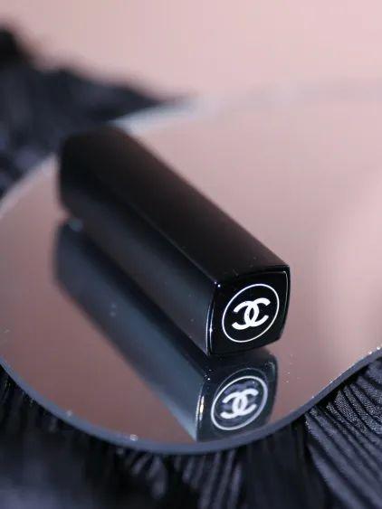 粉底液怎么选黄黑皮 377f-ixvrvsp9196033.jpg