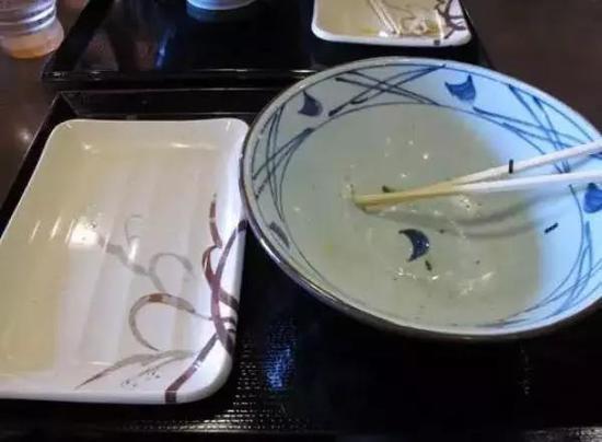 为什么日本人吃一顿饭要用几十个碗?|日本|食物