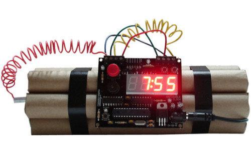 变身反恐英雄 Defusable Clock拆弹闹钟