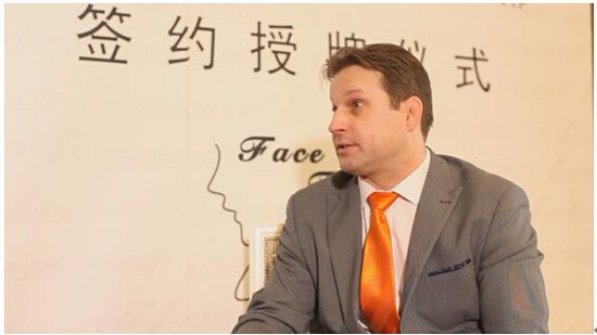 米扬公司老总_利扬芯片公司环境图片