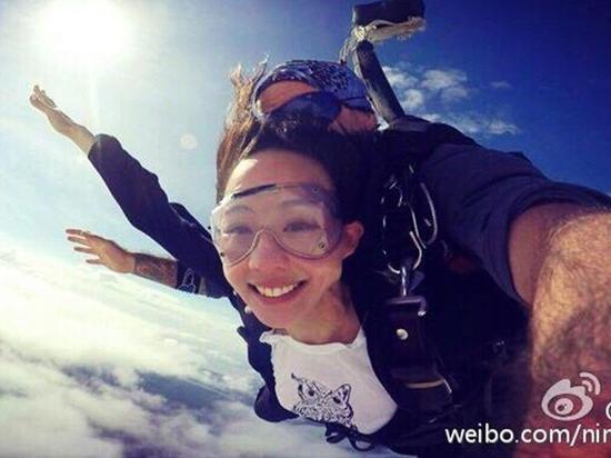 跑步+泰拳+瑜伽!张钧宁教你练出完美腹肌