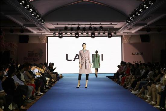 LANDI 2016 F/W新品发布 演绎优雅女性魅力