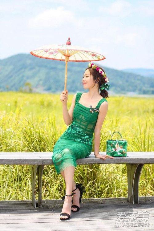 赵丽颖刘雯刘亦菲 女星早秋裙装搭配 明星秋季服装