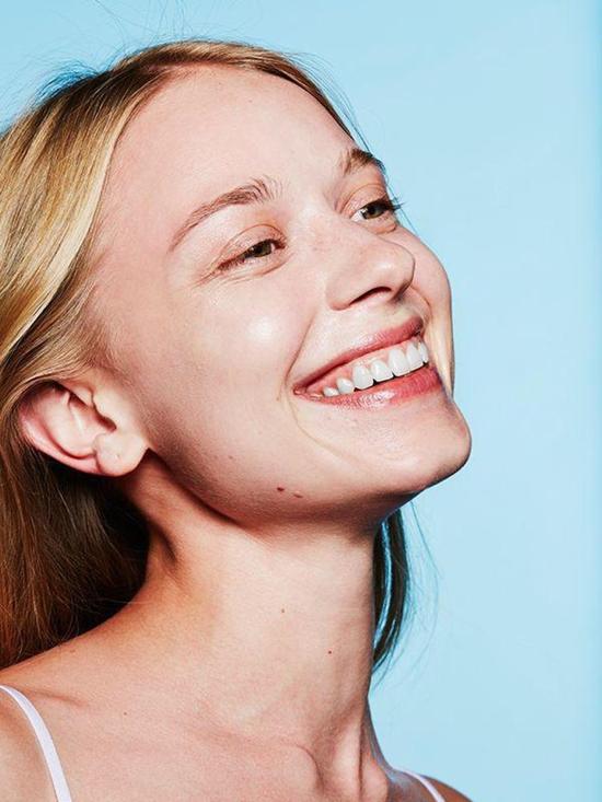 ױƷƷ Glossier