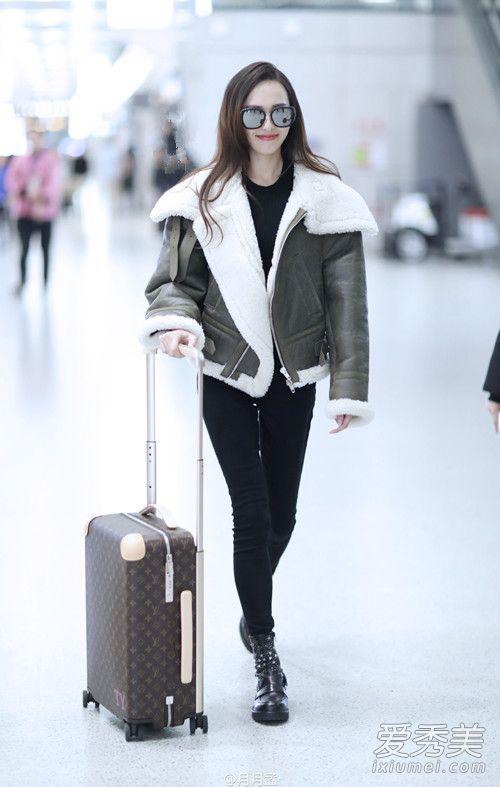 唐嫣最新机场街拍 示范冬季极简穿搭 唐嫣街拍图片