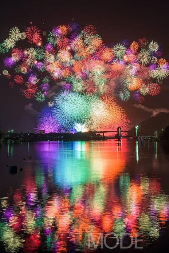 听说！2017去这些地方跨年最“耀眼”