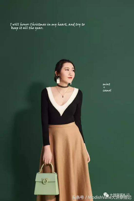  上衣：淘宝SYM | 半裙：Max Mara Studio | choker：Zara