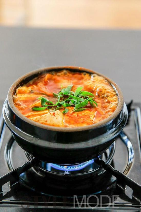 “泡菜大法好”赏味泡菜各种吃法!