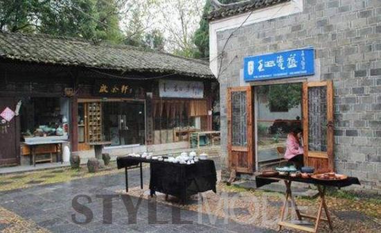 你这辈子要去一趟“又破又穷”的六线城市!