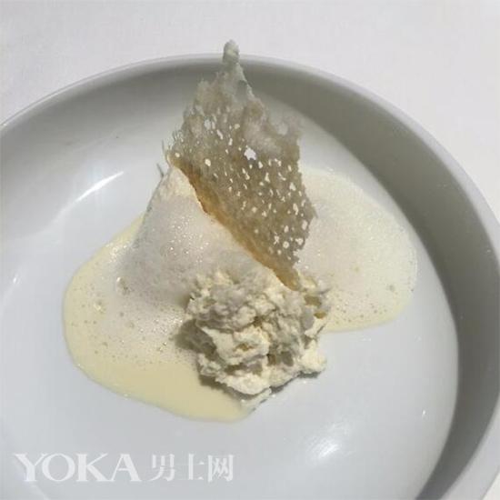 这个欧洲小镇不止有美食 还有最动听的引擎声浪