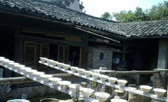 你这辈子要去一趟“又破又穷”的六线城市!