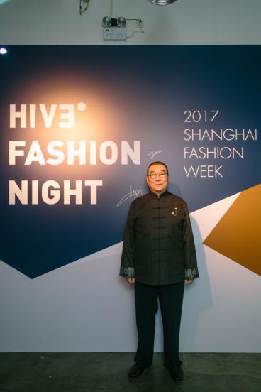 　　广东省服装协会会长，中国服装设计师协会常务理事 卜晓强
