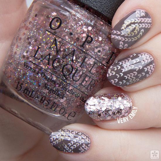 最合适春天的美甲图案