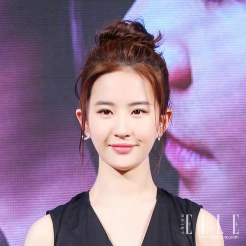 美颜线”是什么？美颜线是baby唐嫣杨幂最美打开方式 娱乐八卦 图19
