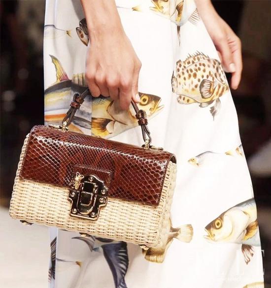 Dolce & Gabbana 2017ϵ